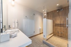  - Envoy Hotel Boston