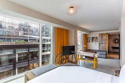  - Envoy Hotel Boston