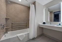  - Four Points by Sheraton Hotel Homewood - I-65, Exit 255