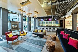  - Aloft Hotel Franklin - I-65, Exit 68