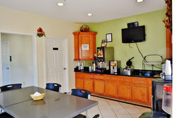  - Scottish Inns & Suites Alvin