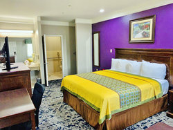  - Scottish Inns & Suites Alvin