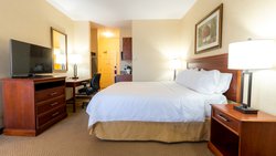 - Holiday Inn Express & Suites Edmonton Airport Nisku