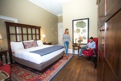  - Marshall House Hotel Savannah - I-16, Exit 167