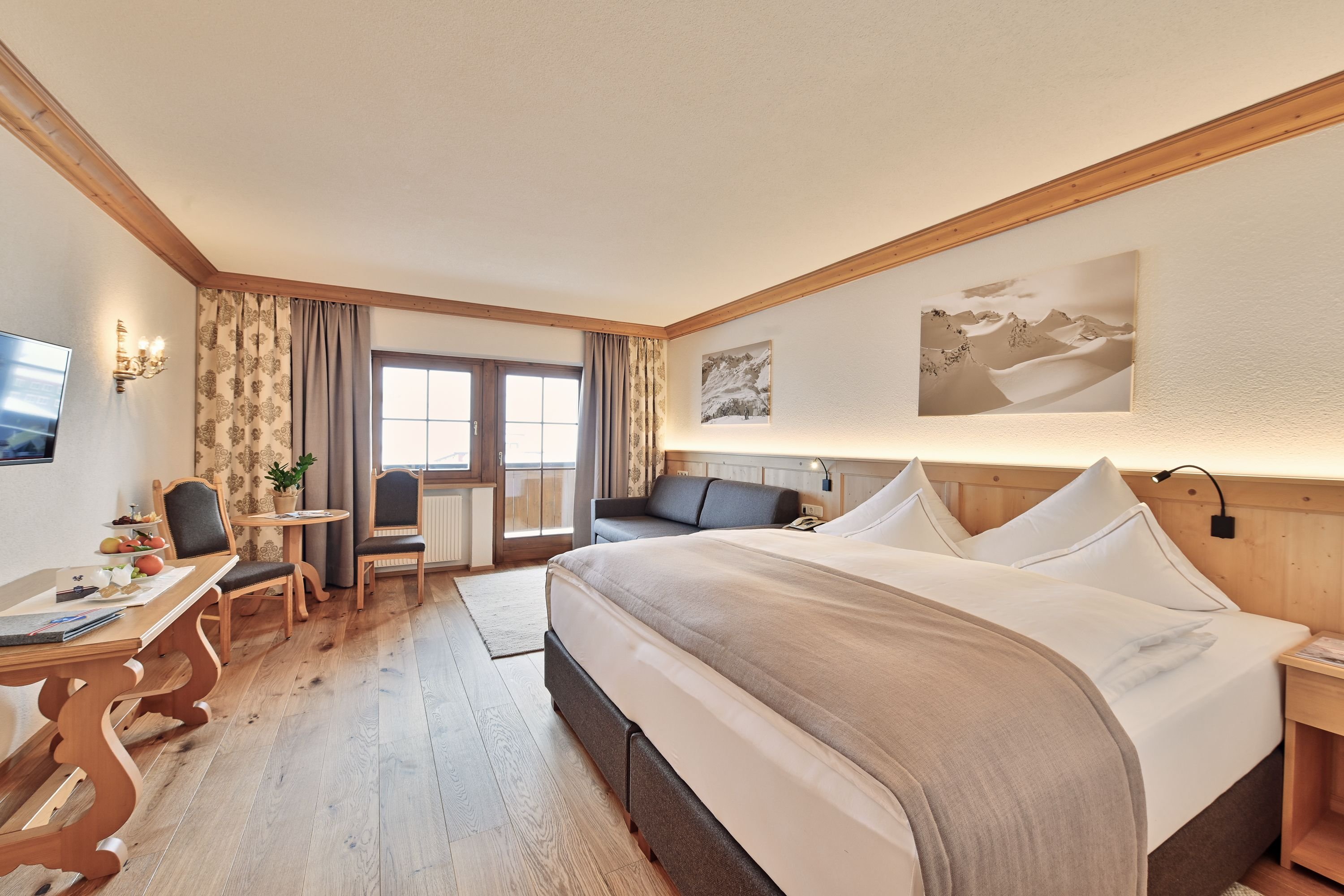 HOTEL ENZIAN-guestroom-Double room Comfort 26-36 m2.jpg
