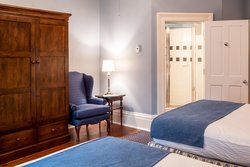  - Marshall House Hotel Savannah - I-16, Exit 167