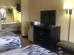  - Red Roof Inn Berea