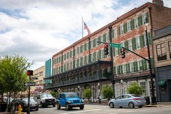  - Marshall House Hotel Savannah - I-16, Exit 167