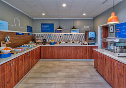  - Holiday Inn Express & Suites Minden