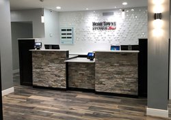  - HomeTowne Studios East San Antonio - I-10, Exit 580