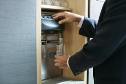  - World Center Hotel New York