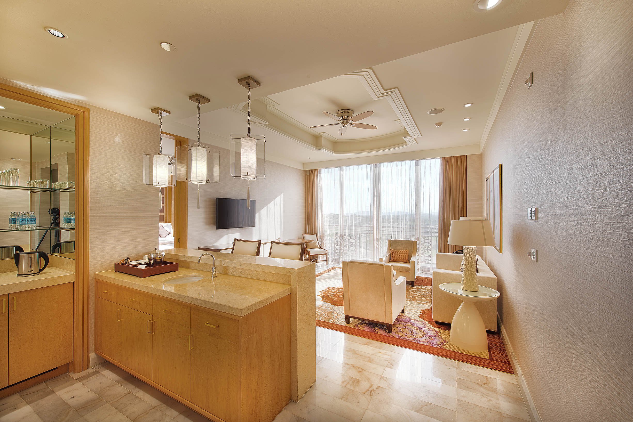 INTERCONTINENTAL GRAND HO TRAM BY I-guestroom-Suite.jpg