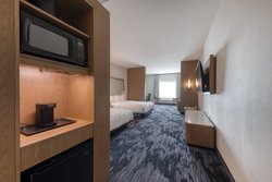  - Fairfield Inn & Suites by Marriott Belmont