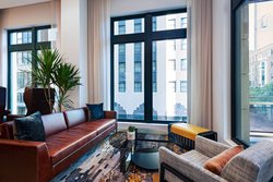  - AC Hotel by Marriott Downtown Fort Worth - I-35, Exit 52A