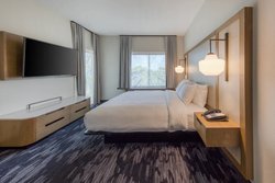  - Fairfield Inn & Suites by Marriott Belmont