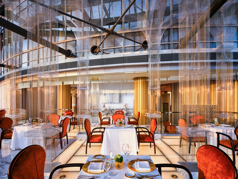 J HOTEL SHANGHAI TOWER - Photo 12