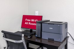  - HomeTowne Inn East Syracuse - I-90, Exit 35