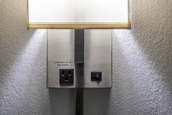  - HomeTowne Inn East Syracuse - I-90, Exit 35