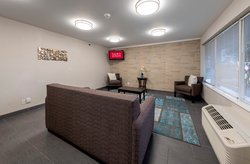  - HomeTowne Inn East Syracuse - I-90, Exit 35