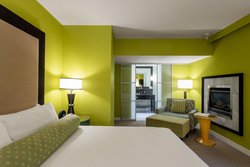  - Opus Hotel Vancouver