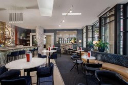  - Opus Hotel Vancouver