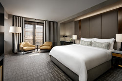  - Hazelton Hotel Toronto