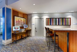  - Holiday Inn Express & Suites Middletown - I-84, Exit 19