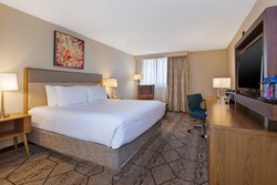  - Crowne Plaza Hotel North Columbus - I-71, Exit 119