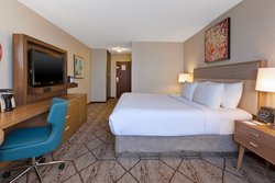  - Crowne Plaza Hotel North Columbus - I-71, Exit 119