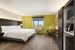  - Holiday Inn Express JFK AirTrain Jamaica