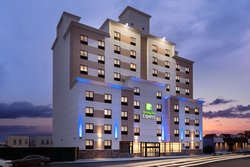 - Holiday Inn Express JFK AirTrain Jamaica