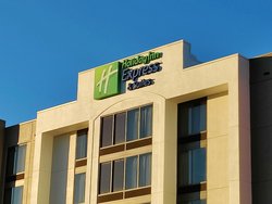  - Holiday Inn Express & Suites DFW Irving