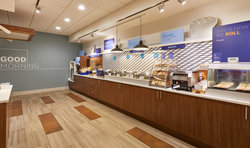  - Holiday Inn Express Airport Orlando