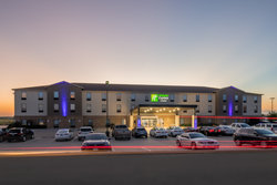  - Holiday Inn Express & Suites West