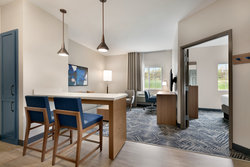  - Candlewood Suites North Springfield - I-55 & I-72, Exit 94