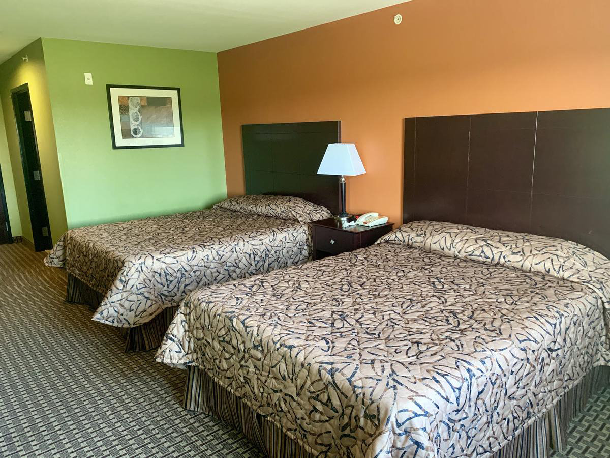 Scottish Inns Killeen-guestroom-STXKN 2 Queens 102.jpg.jpg