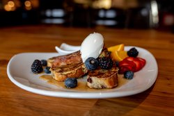  - Holiday Inn & Suites Ottawa