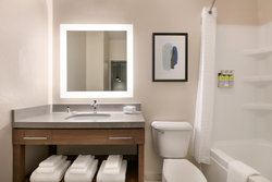  - Candlewood Suites North Springfield - I-55 & I-72, Exit 94