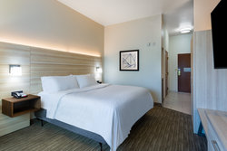  - Holiday Inn Express & Suites Lewisburg