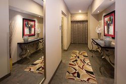  - Holiday Inn & Suites Lake Elmo - I-94, Exit 250