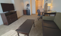  - Holiday Inn Express & Suites Libertyville