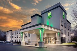  - Holiday Inn Cheshire - I-84, Exit 28