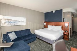  - Courtyard by Marriott Hotel Oceanside
