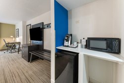  - Holiday Inn Express Downtown Columbus