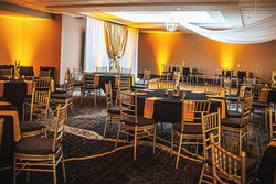  - Delta Hotel by Marriott Sharonville - I-75, Exit 15