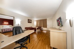  - Red Roof Inn & Suites Wytheville - I-77 & I-81, Exit 73