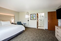  - Holiday Inn Express & Suites Lewisburg