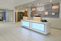  - Holiday Inn Express & Suites Magnolia