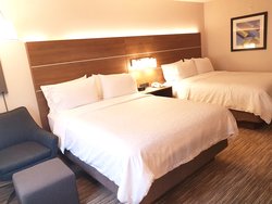  - Holiday Inn Express & Suites Surrey