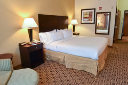  - Holiday Inn Express Boonville
